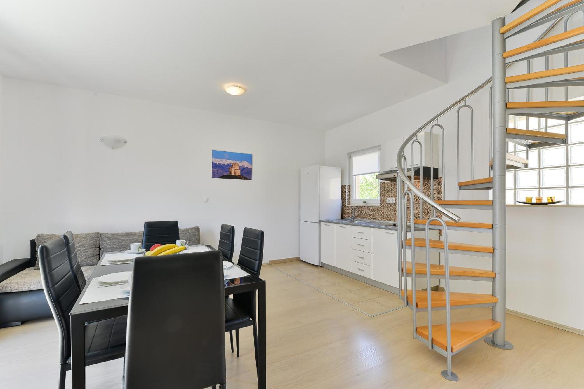 Apartments By The Sea Nin, Zadar - 13172 Номер фото