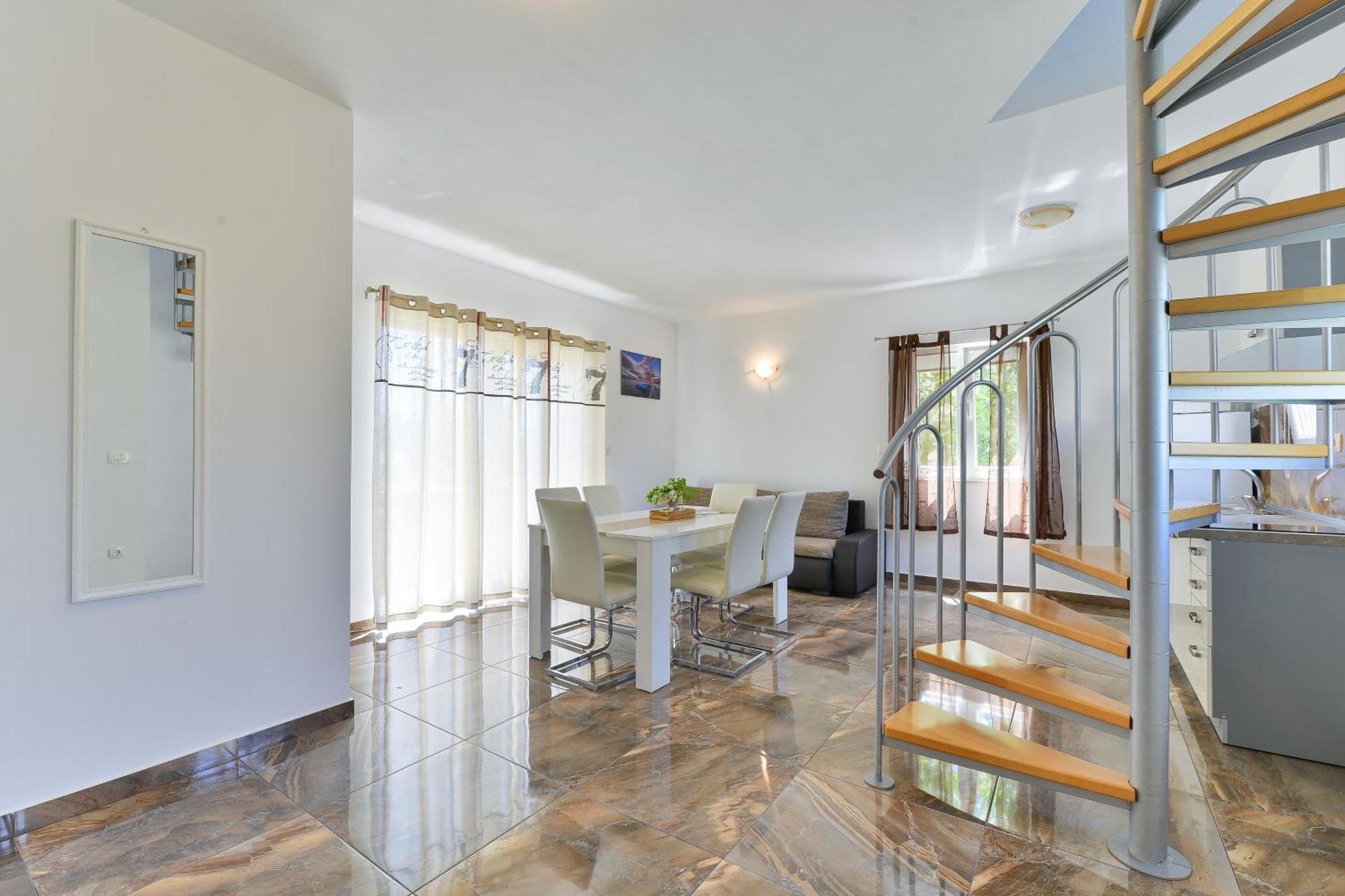 Apartments By The Sea Nin, Zadar - 13172 Номер фото