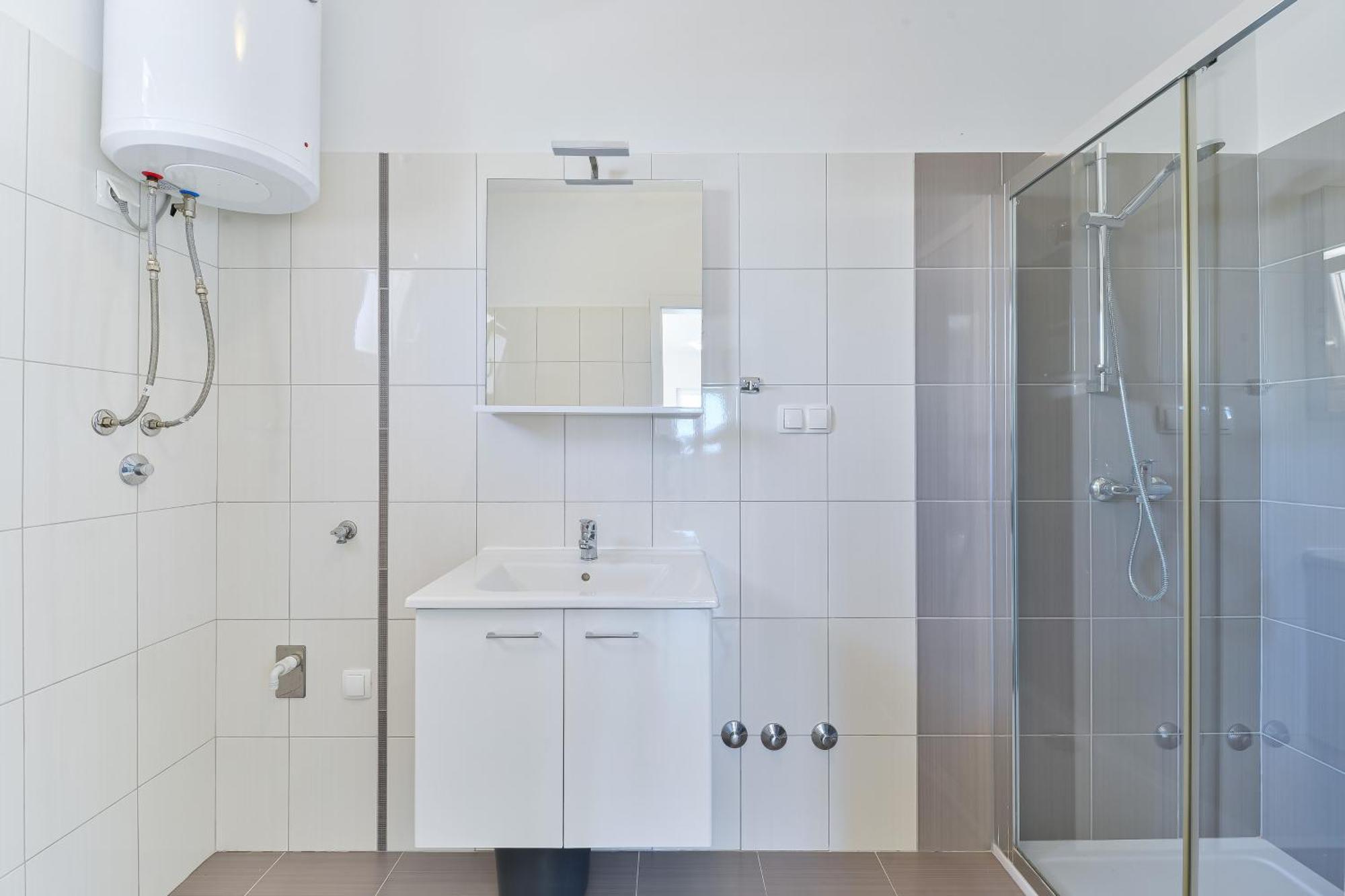 Apartments By The Sea Nin, Zadar - 13172 Номер фото